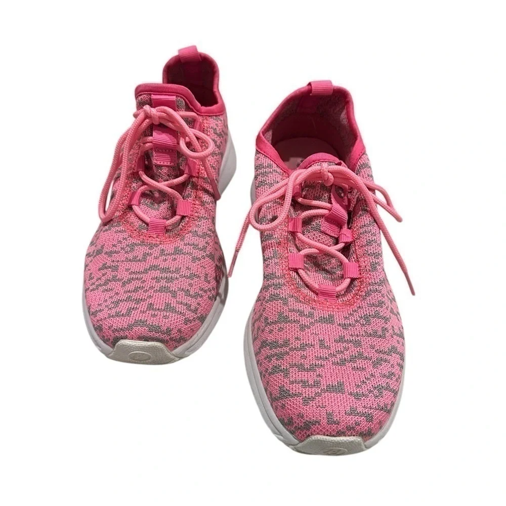 Heelys Girls Pink Skate Shoes Size youth 6